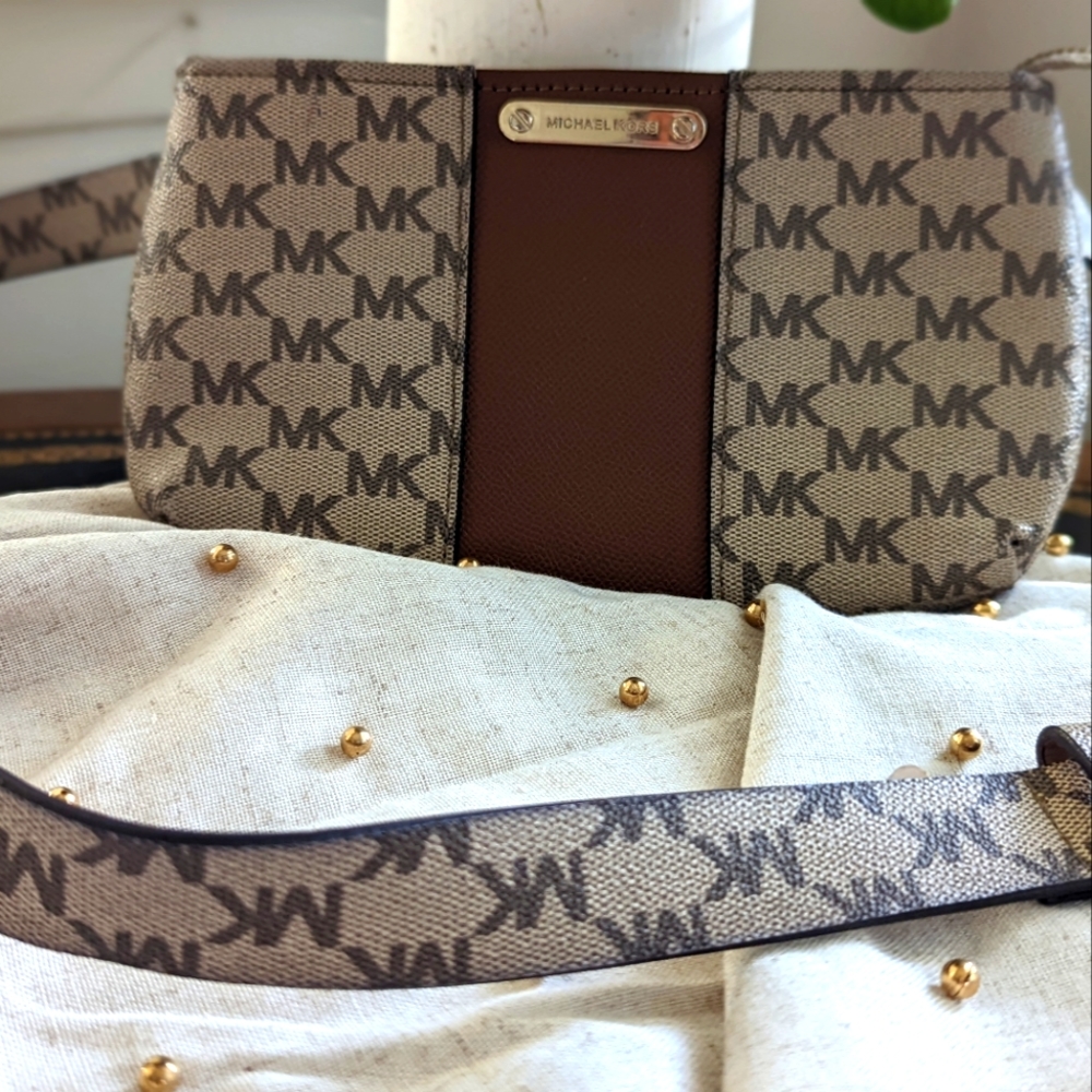 Authentic Michael Kors waist bag